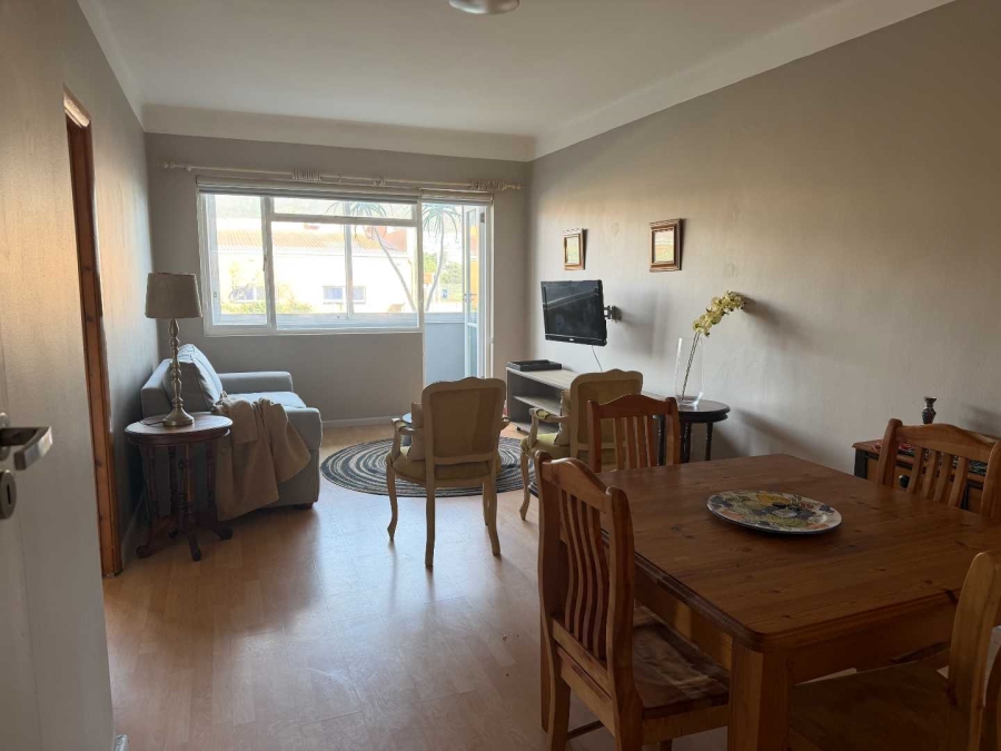To Let 2 Bedroom Property for Rent in Mouille Point Western Cape